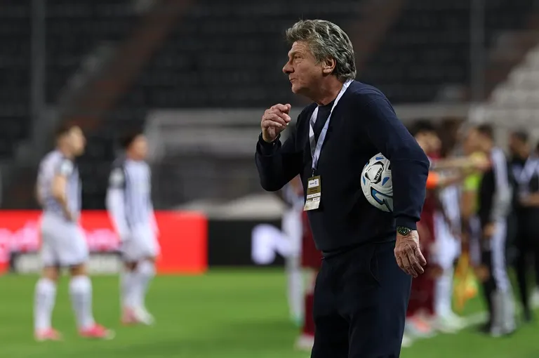Valter Matari explose après la défaite face au PAOK