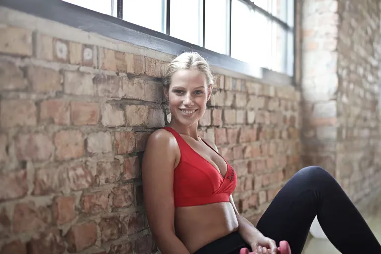 Wall sits : quel est l'impact réel sur la santé et la tension ?