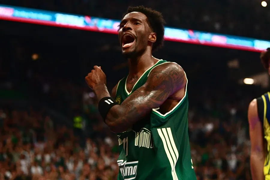 Panathinaikos vs Fenerbahçe 92-74 : un succès sans appel