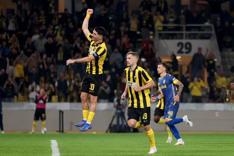 Victoire de l'AEK : un 5-0 historique contre le Panaitolikos