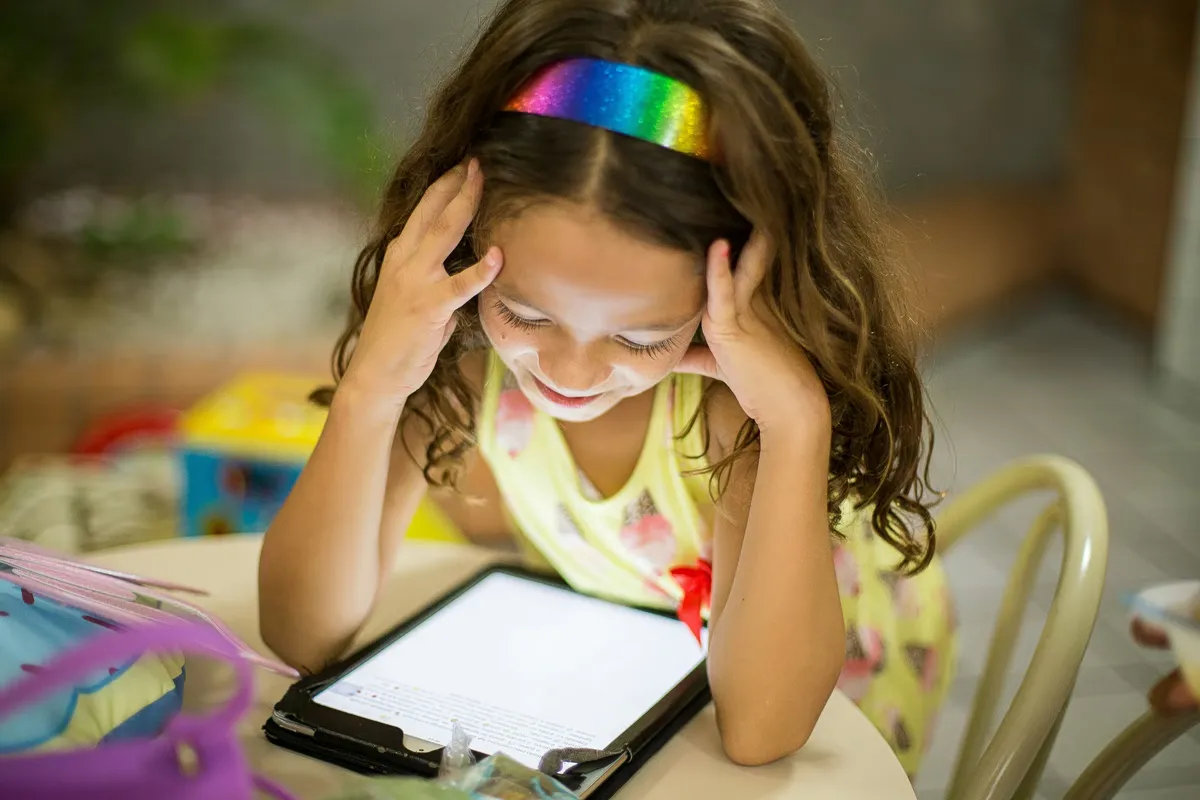 EU KIDS Act : réguler les réseaux sociaux des mineurs ?