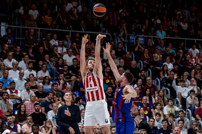 Olympiakos Euroleague : le buzzer beater de Vezenkov