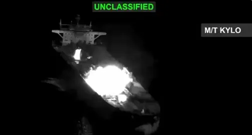 Les États-Unis frappent trois pétroliers iraniens après des tirs de missiles iraniens