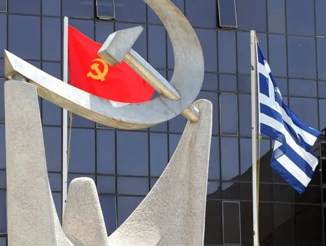 Hommage du KKE à Lákis Chalkiás : Un adieu à un artiste et compagnon exceptionnel