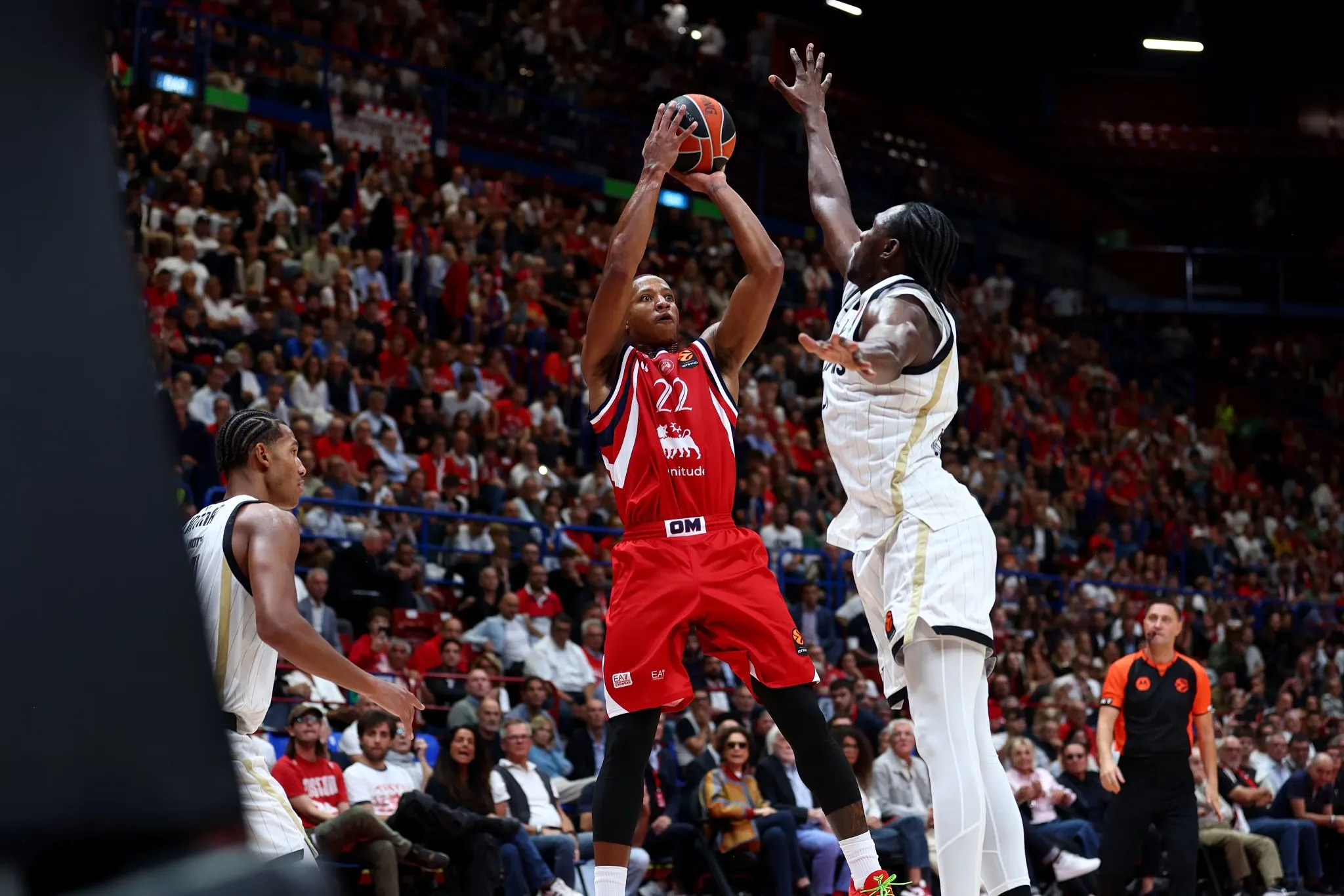 Euroleague Milan Virtus Bologne : le buzzer beater de Hall