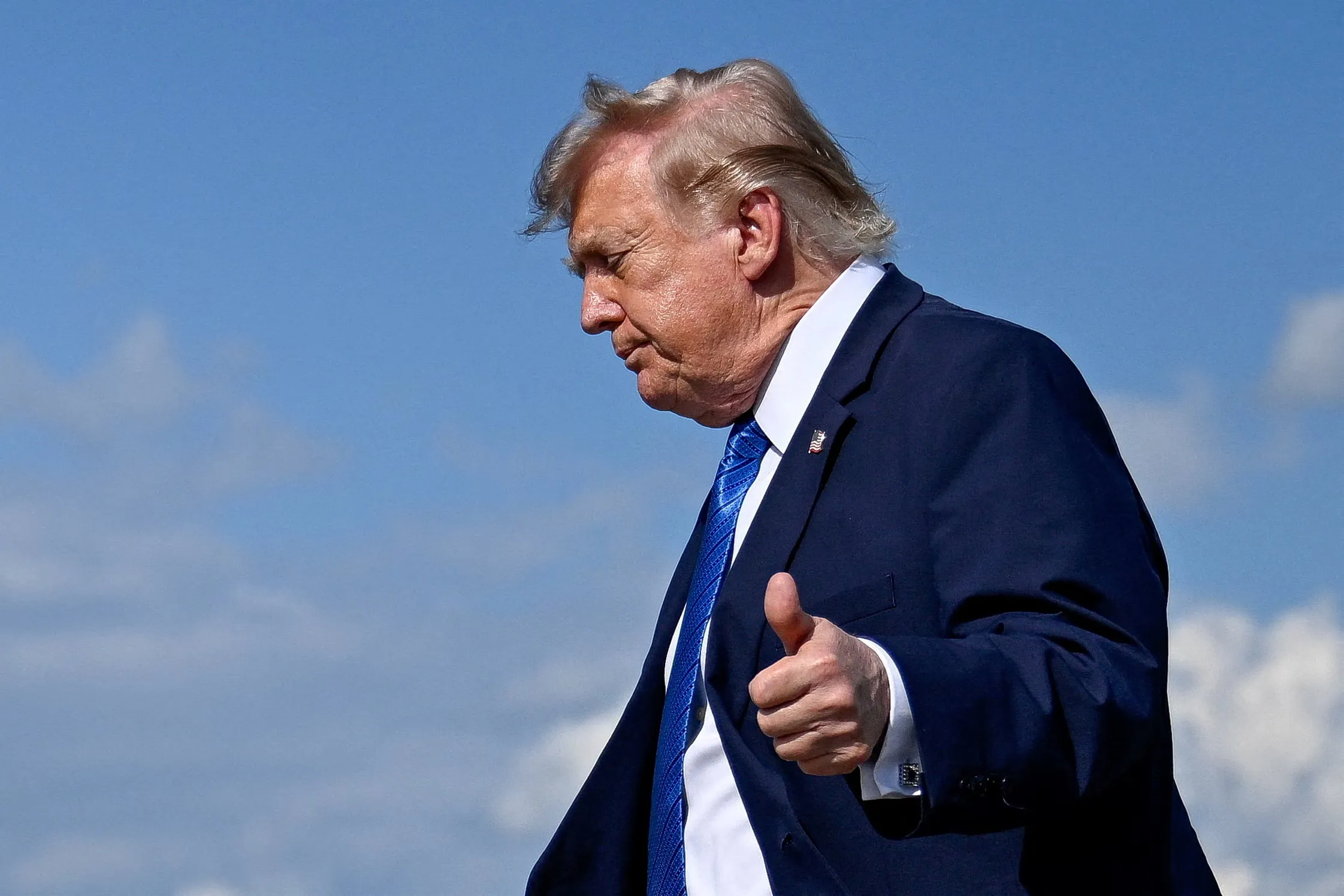 Trump annule des frappes prévues contre l'Iran après des menaces