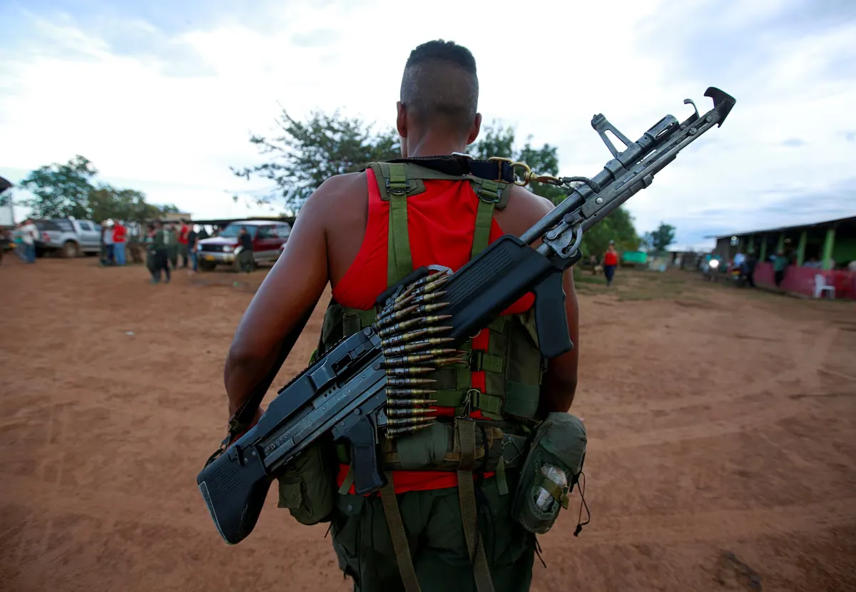 Colombie : 27 anciens membres des FARC inculpés pour crimes contre l'humanité