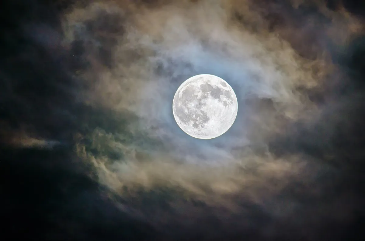 Réacteurs nucléaires sur la Lune : les enjeux spatiaux