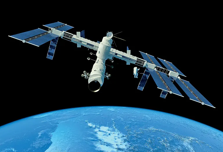 Arnaque satellite Grèce : une femme de 76 ans victime à Lamia