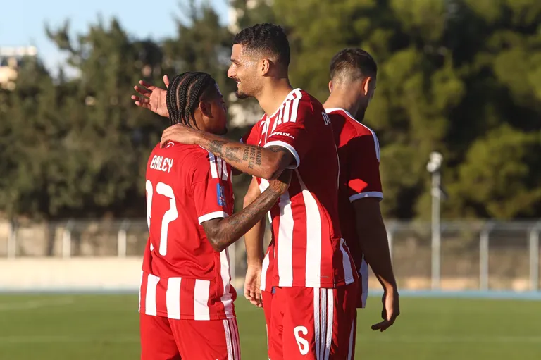 Superbet Coupe de Grèce : l'Olympiakos prend la tête