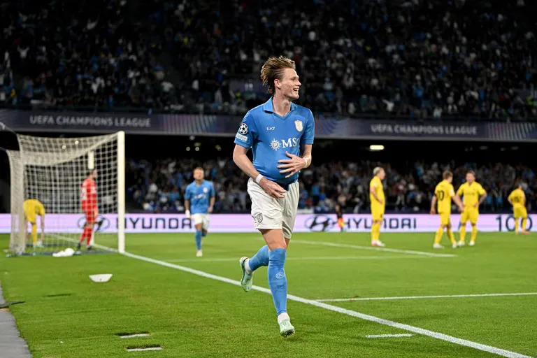 Napoli Bodø/Glimt 4-3 : Le Napoli s'impose dans un festival offensif