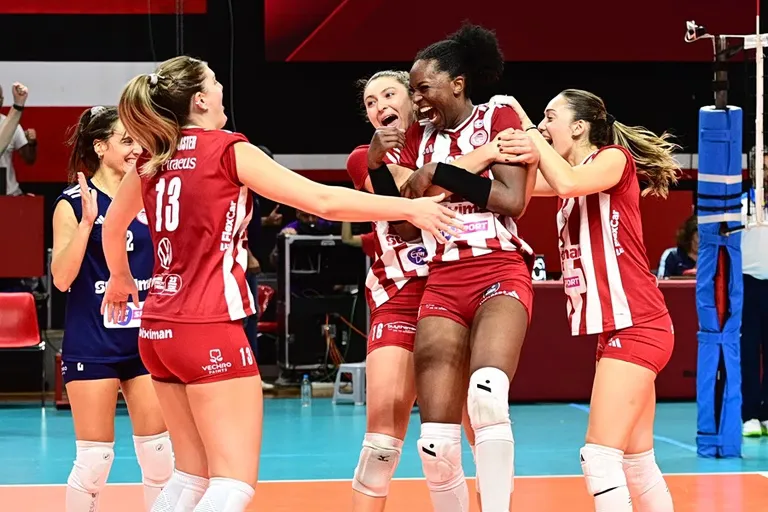 Olympiakos Benfica Challenge Cup : un succès en 5 sets