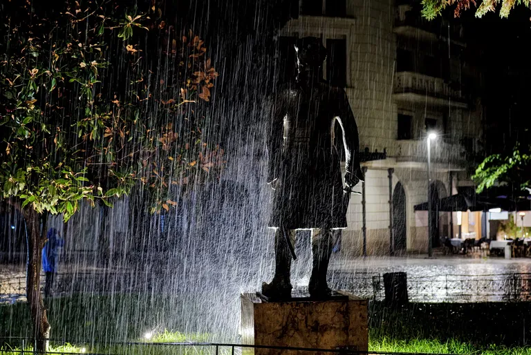 Météo Grèce : fortes pluies, orages et grêle attendus en octobre 2026