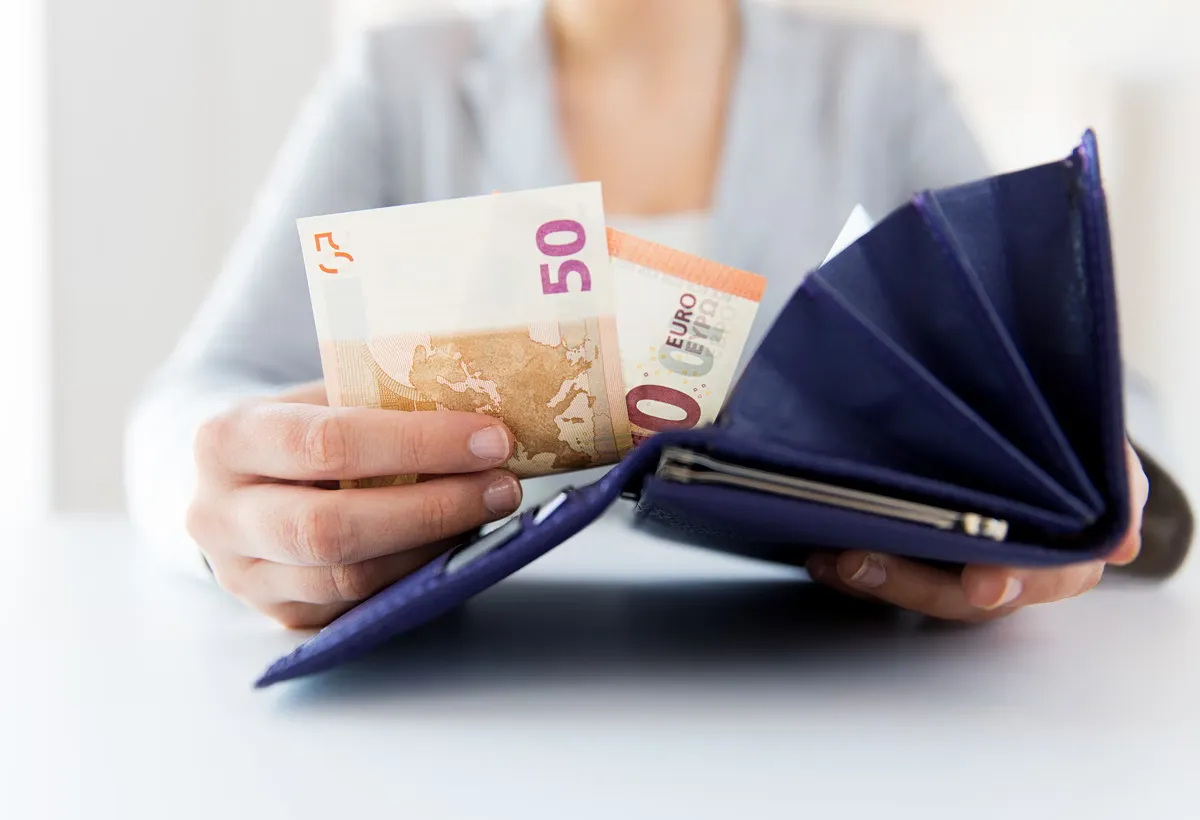 Dates de versement des pensions de septembre par l'e-EFKA