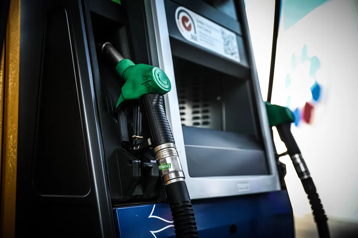 Prix des carburants 2026 : des mesures jugées dérisoires