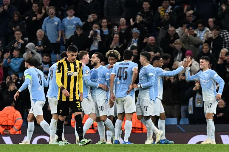 Manchester City - AEK Athènes 5-1 : les Citizens surclassent l'AEK