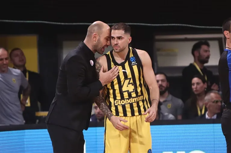 EuroCup : l'Aris Thessaloniki reste invaincu face à Centdevita